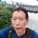 剪影邂逅贪玩的照片