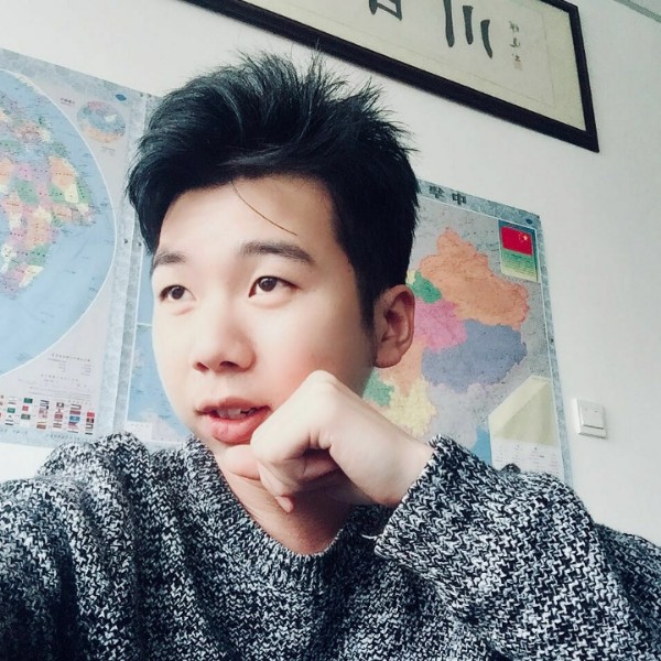 与情无缘的照片