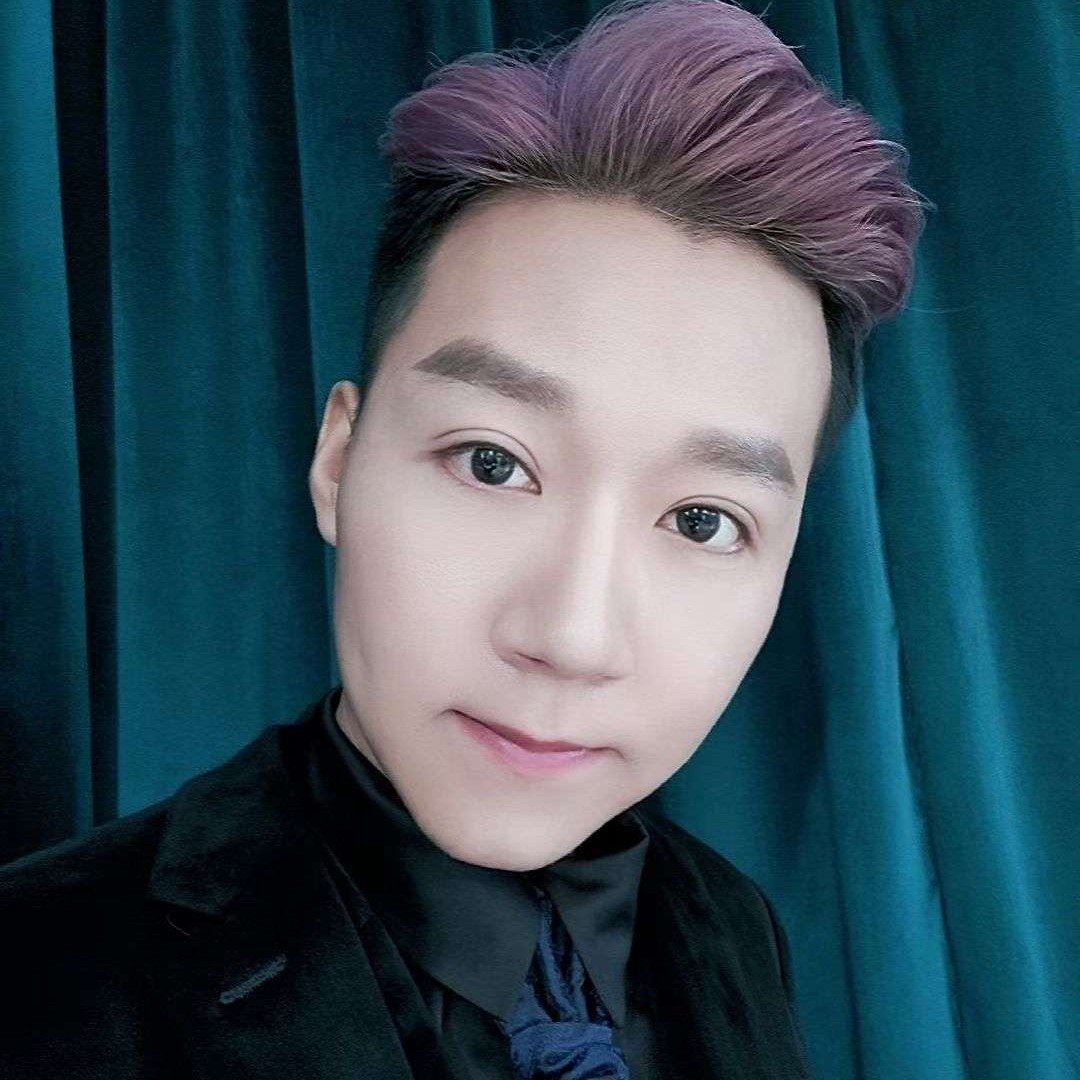 尊敬的杨总的照片