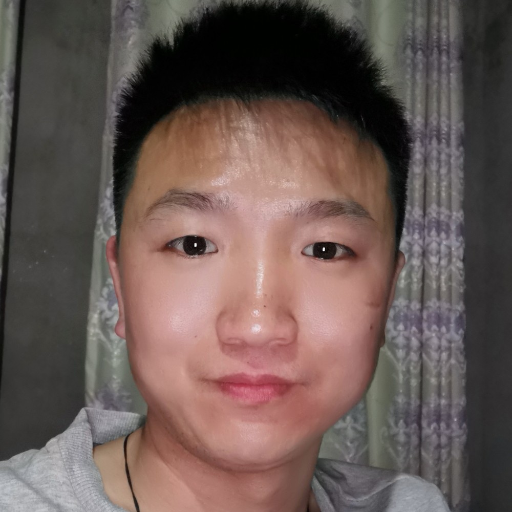 华子旭的照片