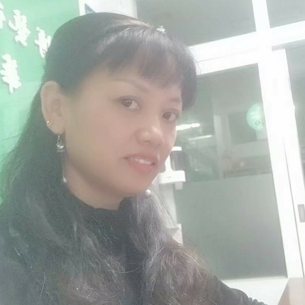 水yue亮的照片