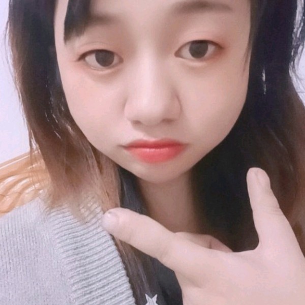 面包那小巧的照片