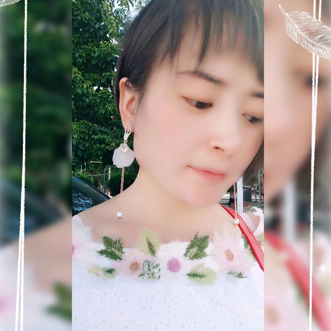 请叫我小姐姐12的照片
