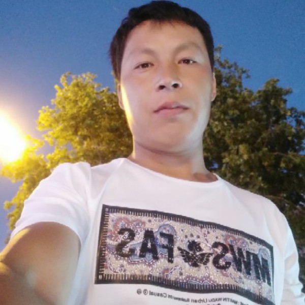 张伟力的照片