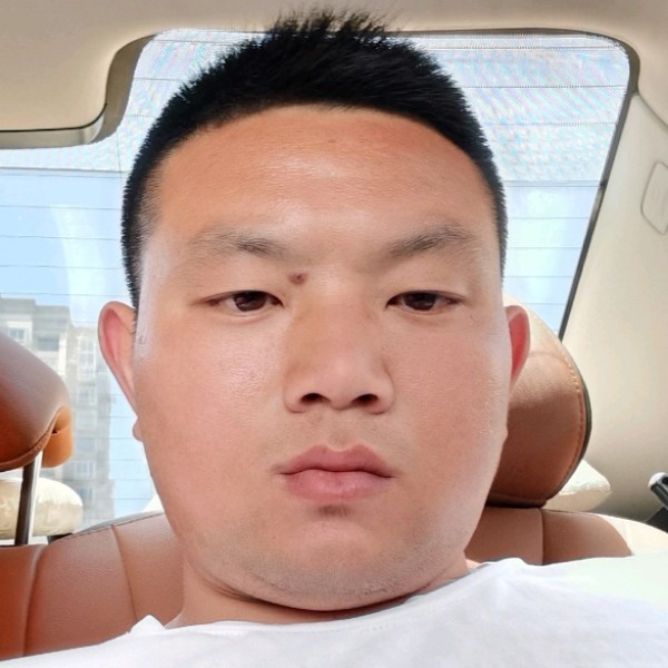 缥缈踢无辜的照片