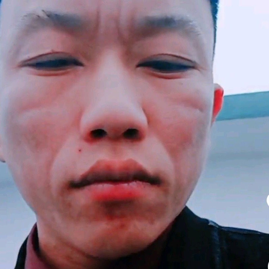 拉长放弃大船的照片