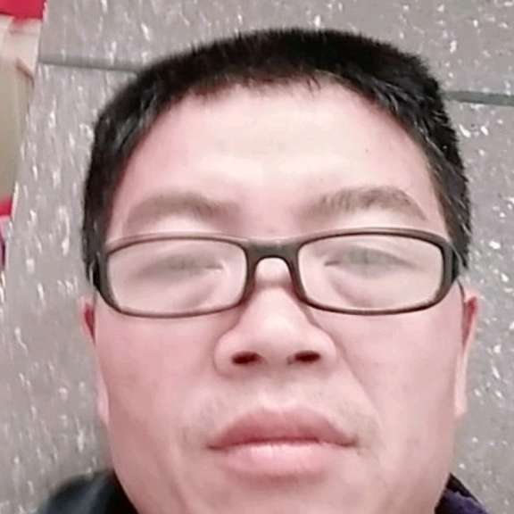 平淡说黑裤的照片