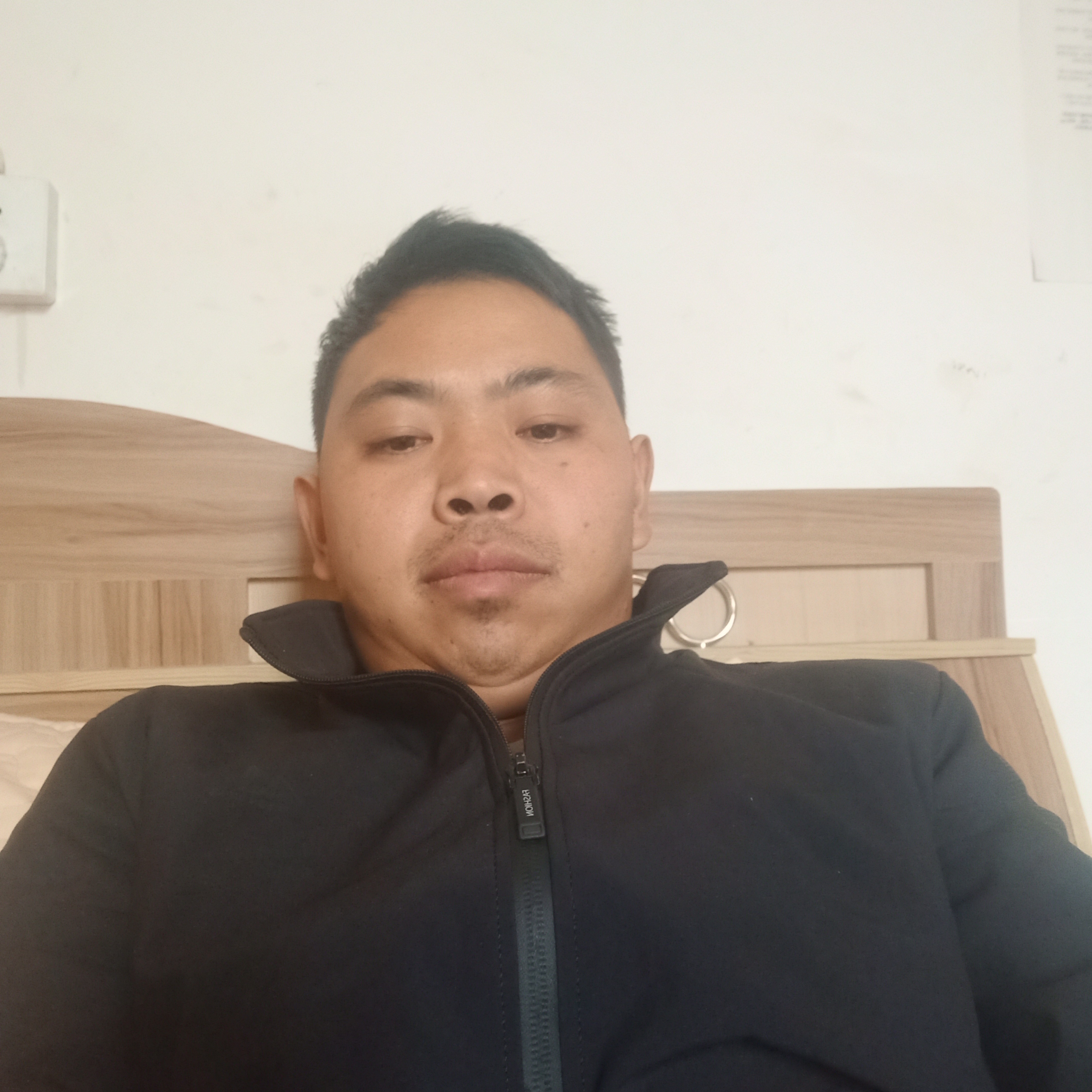 可怜的小孩的照片