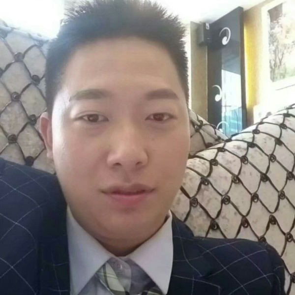 枫叶苦恋强健gj的照片
