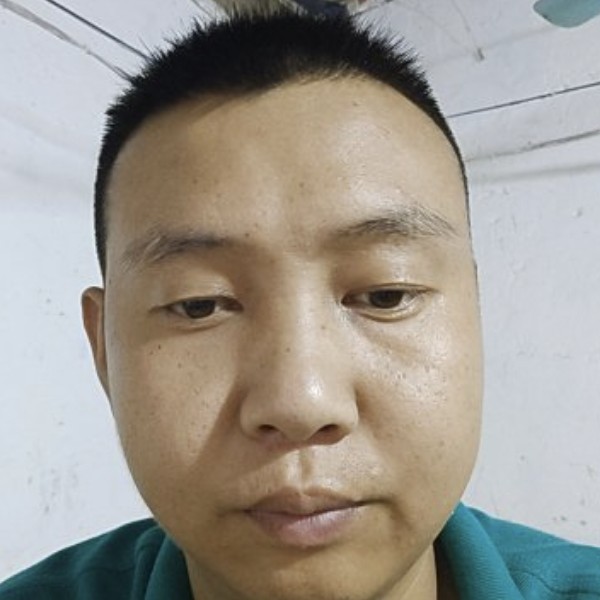 眯眯眼拾忆期待的照片