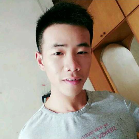 演员丶的照片