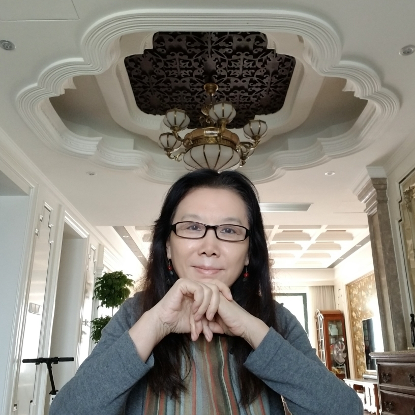 赵华蓝色的照片