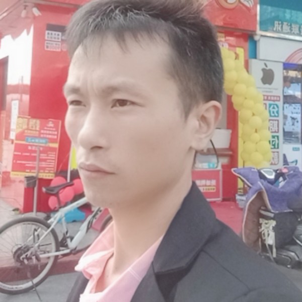 左眼角的泪的照片