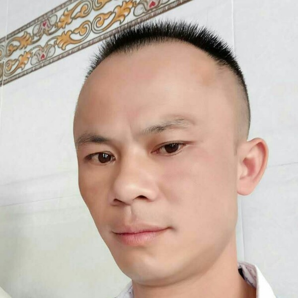 单薄泪了磬音的照片