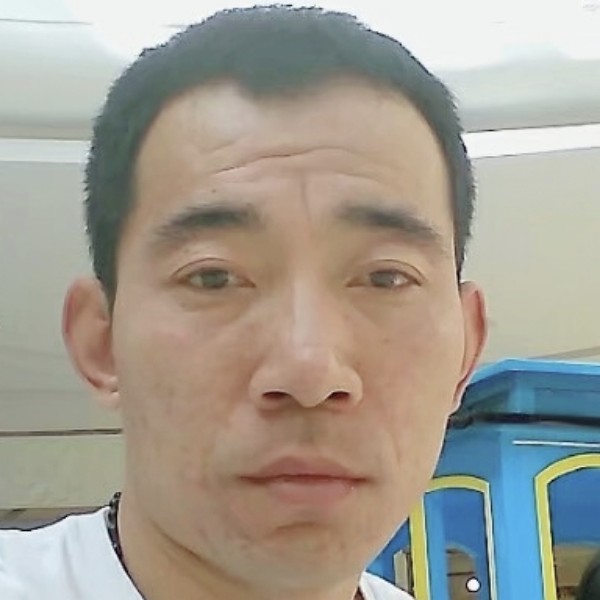 开心黄豆的照片