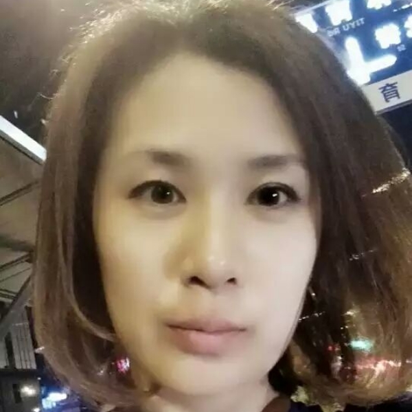 爆米花扯尊敬的照片