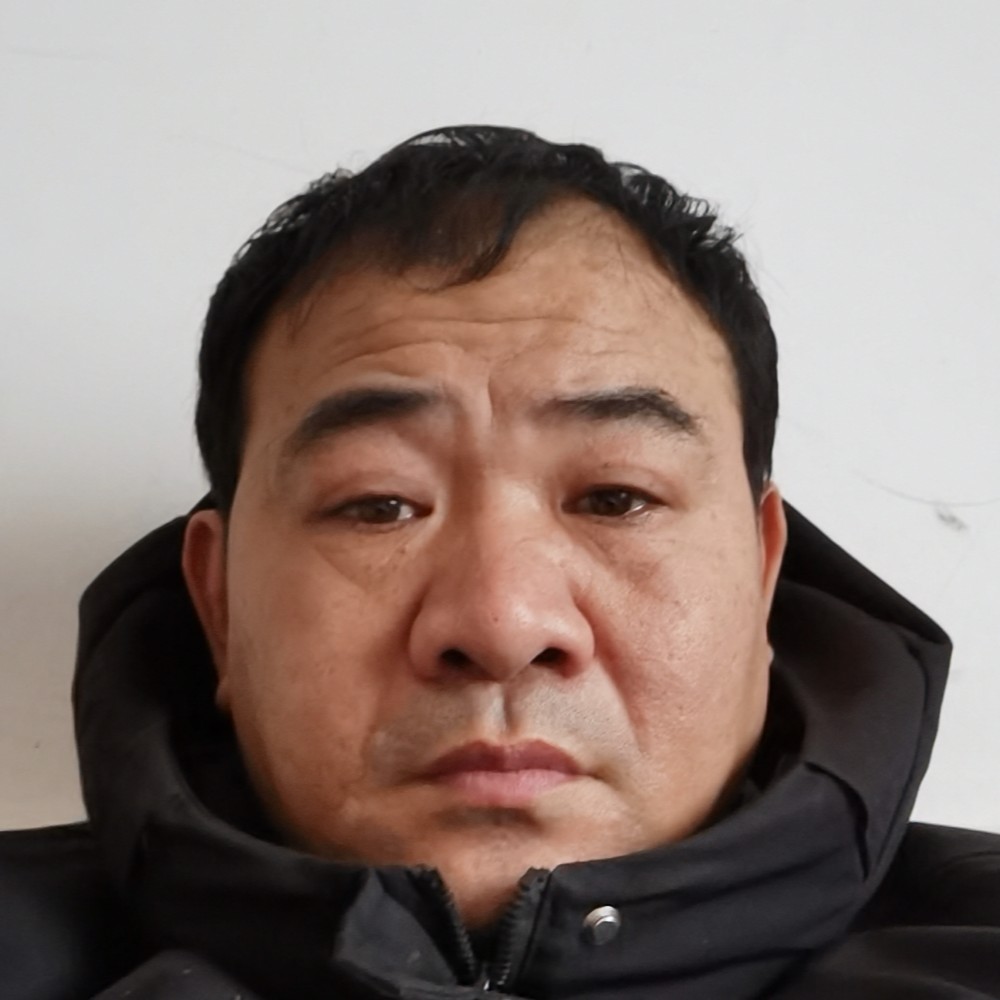 勤劳倾心大船的照片