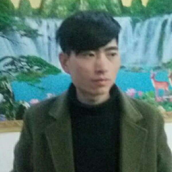 嚓茶缠绵的照片