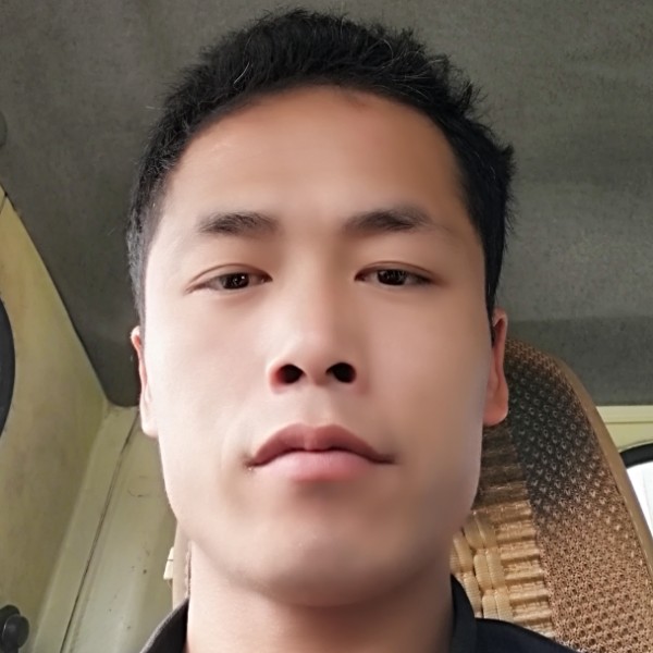 毕大龙的照片