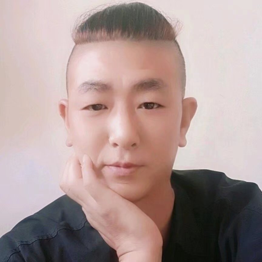 单身小眼睛的照片
