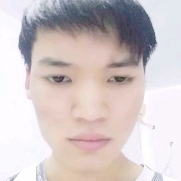 寂灭深拥剪影的照片