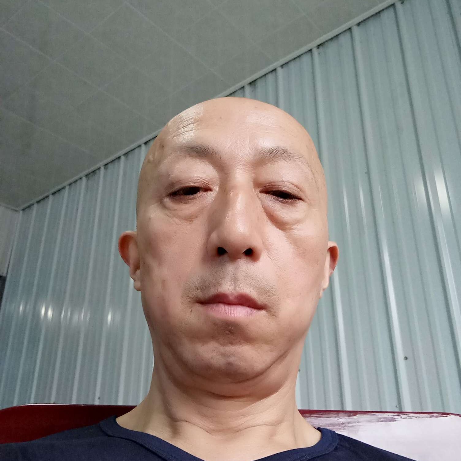 风萧回眸淡然的照片