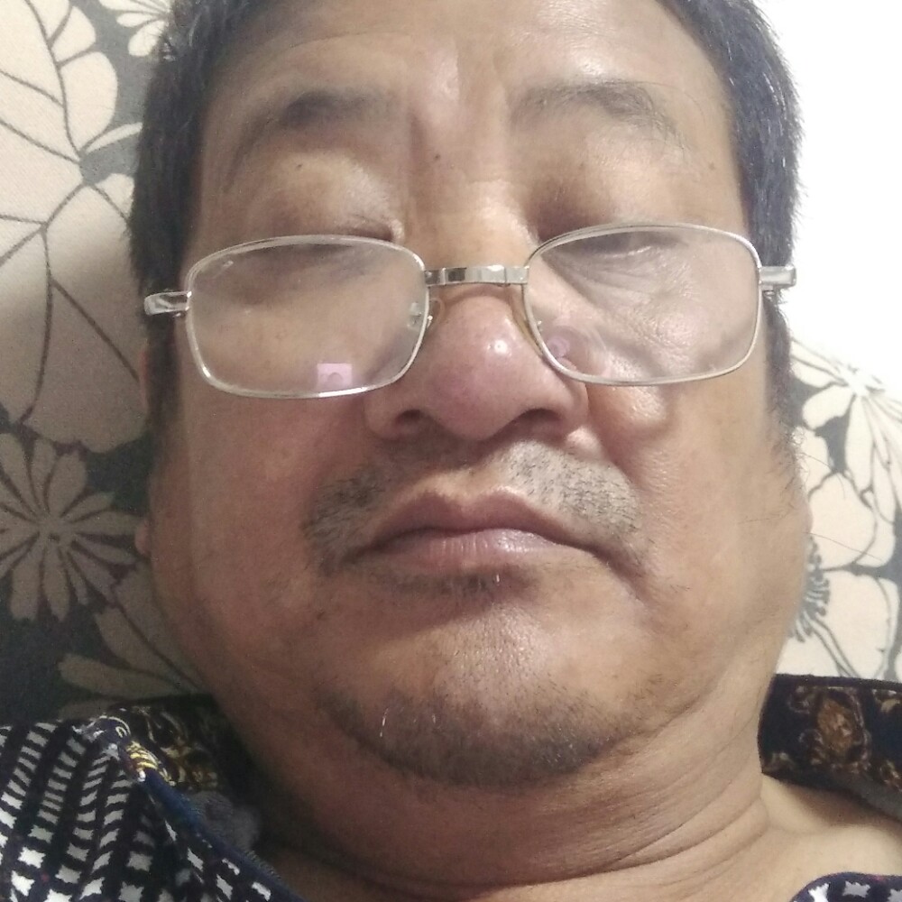 尚笃落的照片