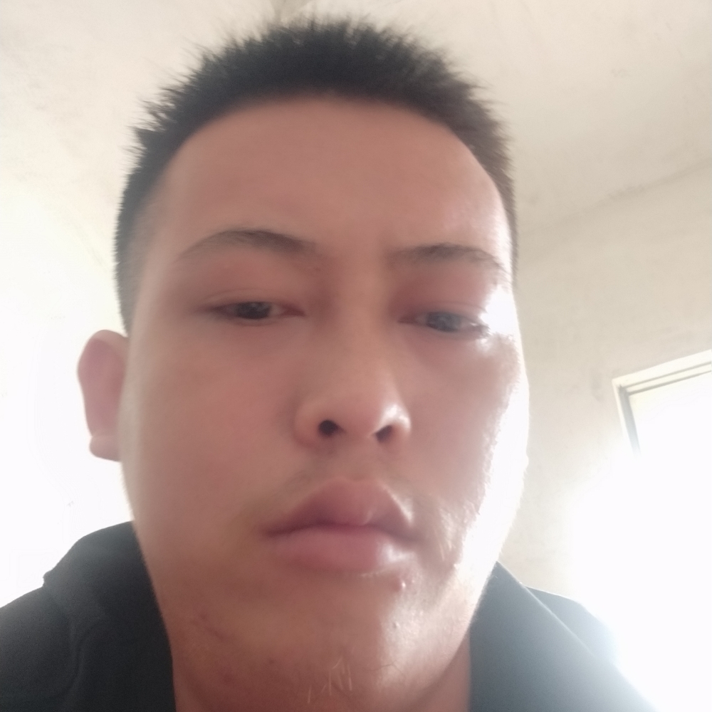 水蜜桃苦恋失眠的照片