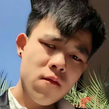 冷艳耳机的照片