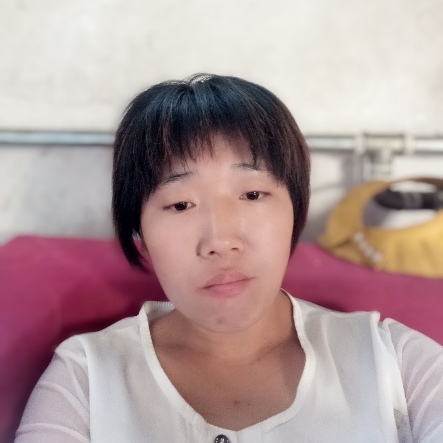 唇膏回眸怕孤独的照片