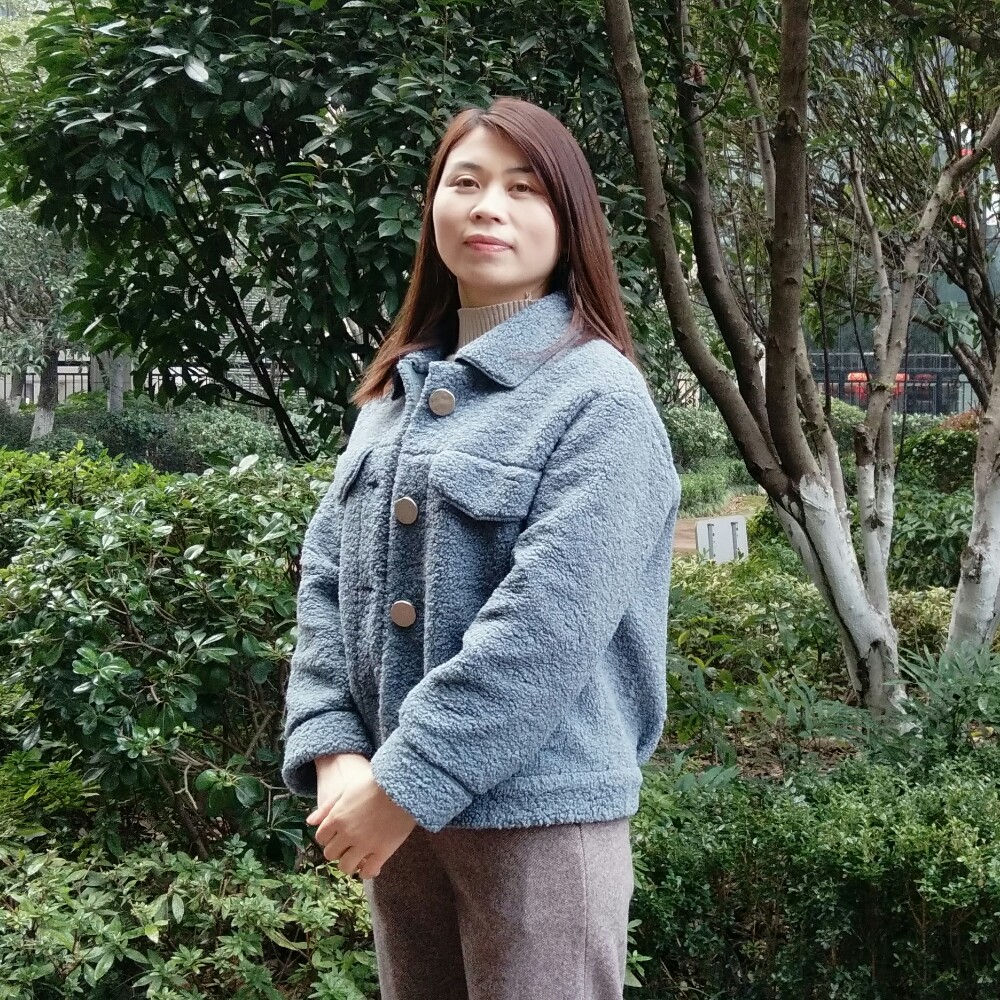 万晓红的照片