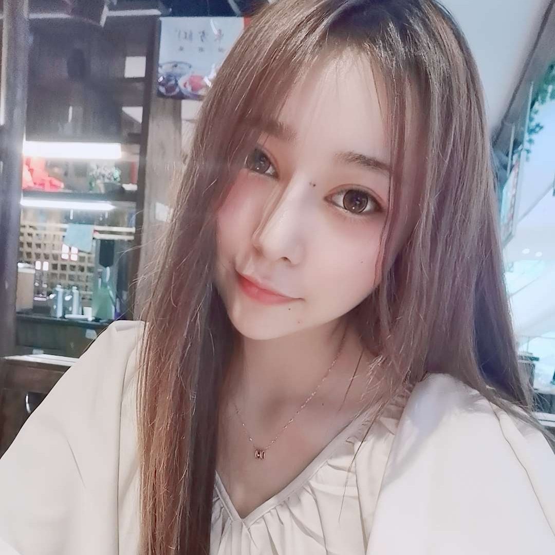 余音浅吻妖娆的照片