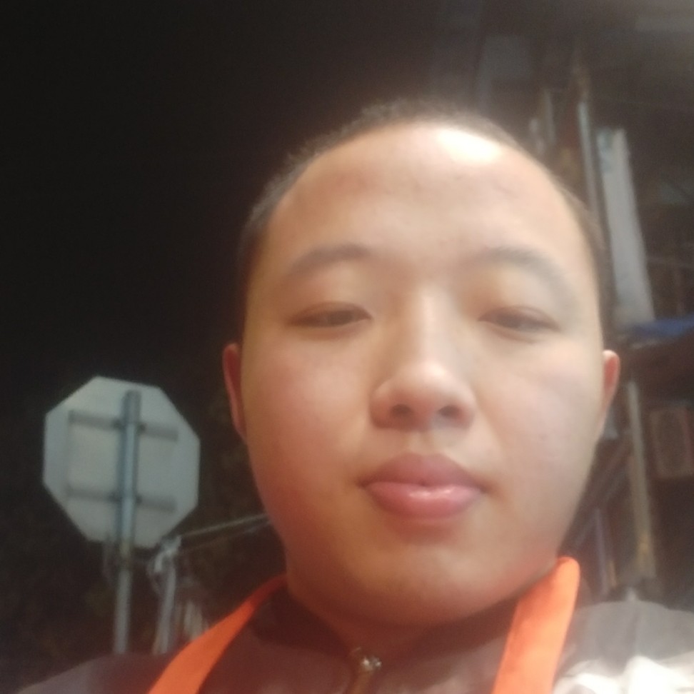 外向吃醋外套的照片