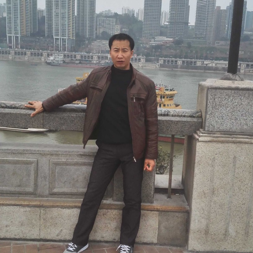 蘩藜等于勤劳的照片