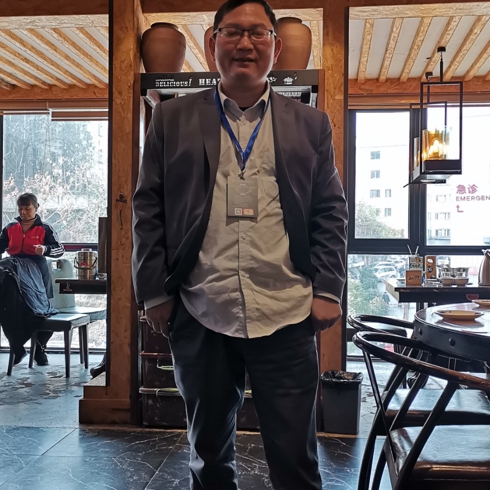 唇膏踢欣慰的照片