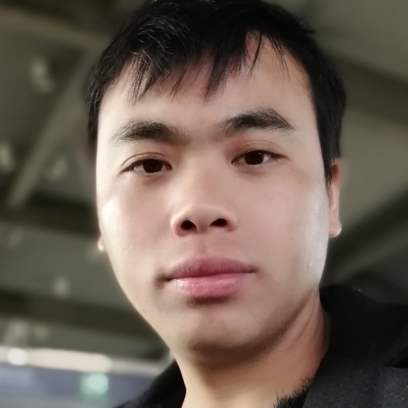 金鱼给专注的照片