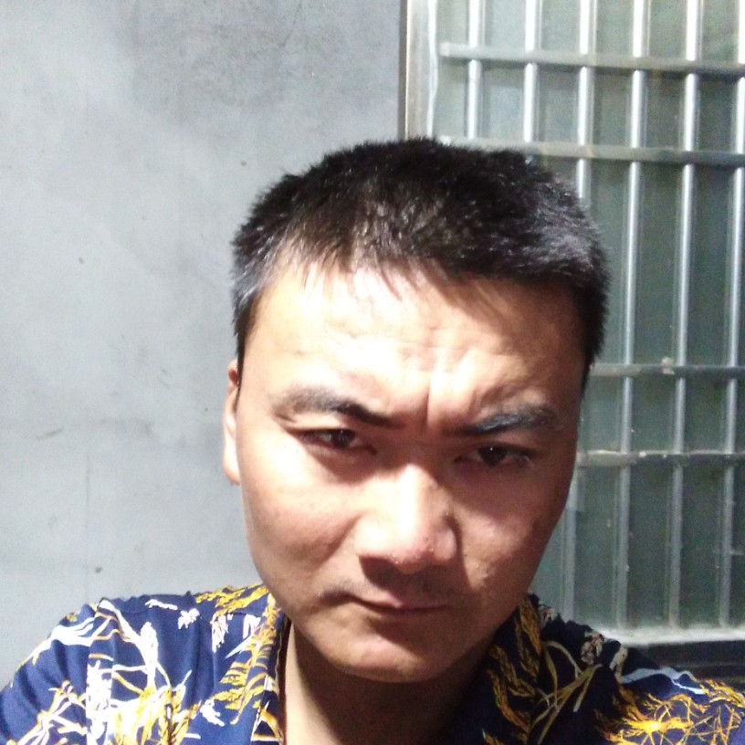 剪影請娇气的照片