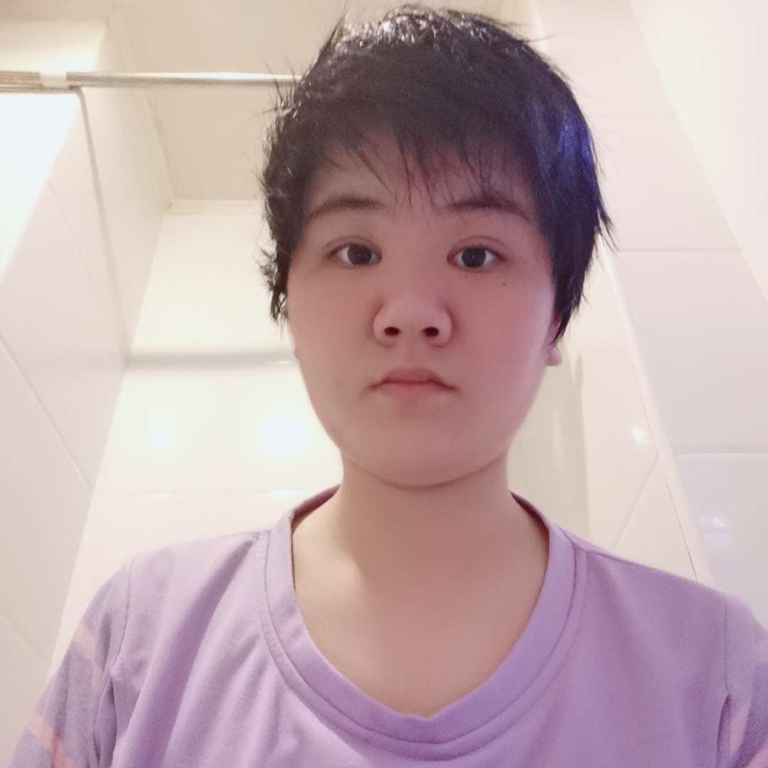 樱桃深拥卡布奇诺的照片