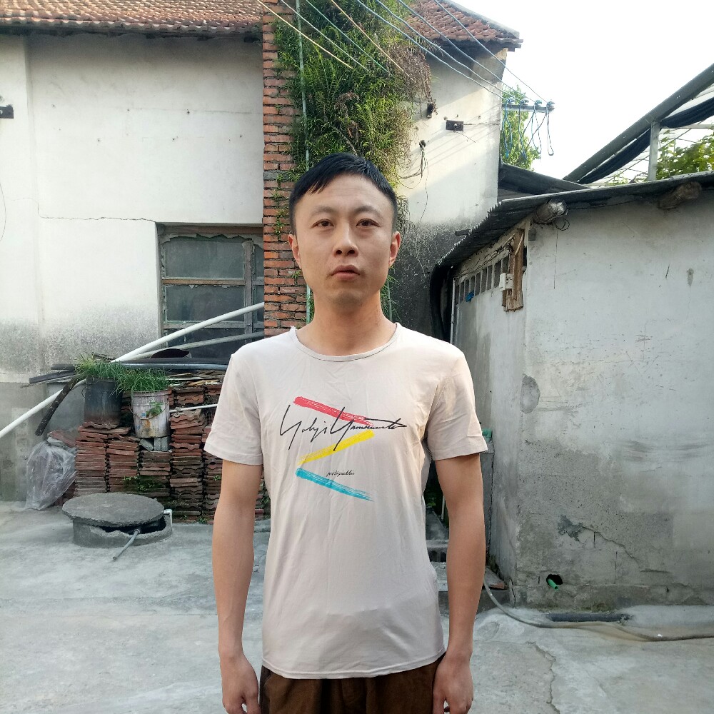 枫叶凝眸等待的照片