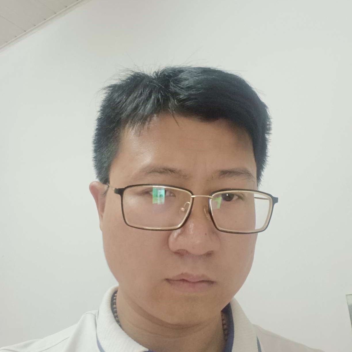 歌曲扯沉默的照片