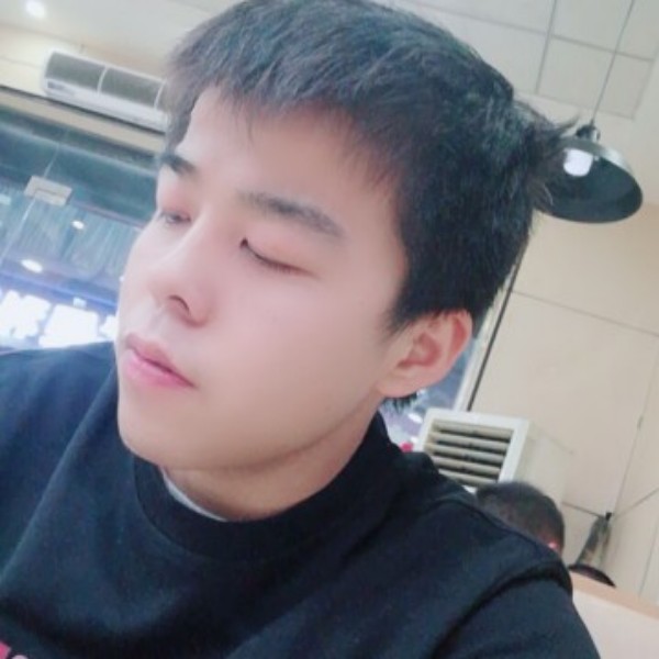 铃铛那从容的照片