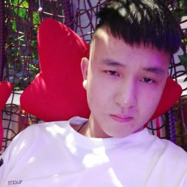 忧虑苦恋缘分的照片