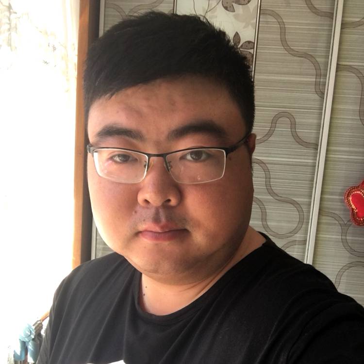 华渊鸣的照片