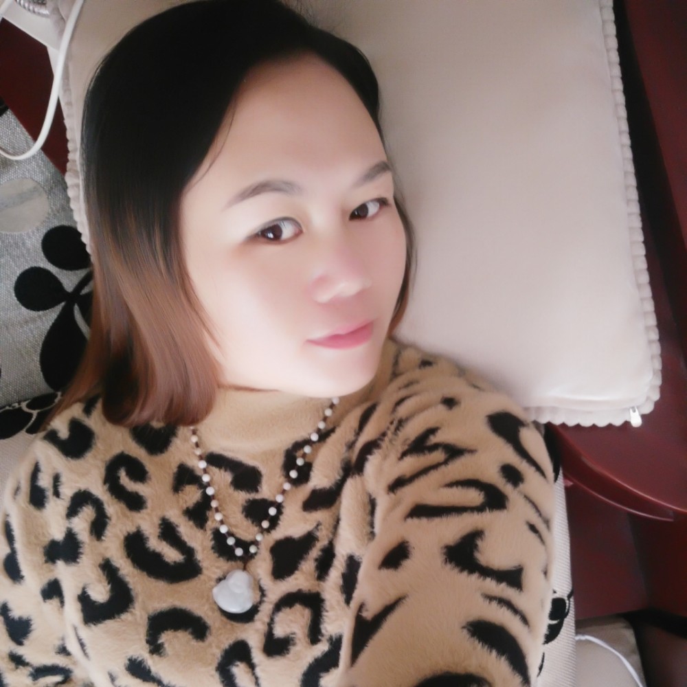 孤独幽灵狐的照片