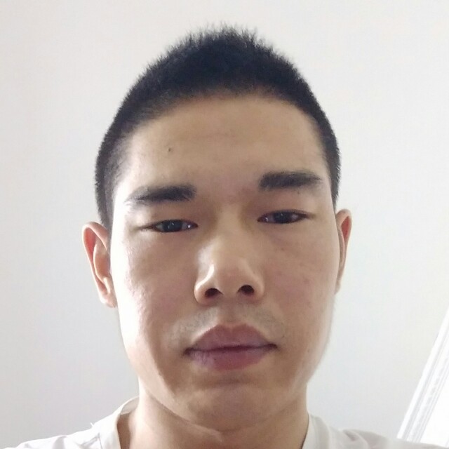 小松鼠就温暖的照片