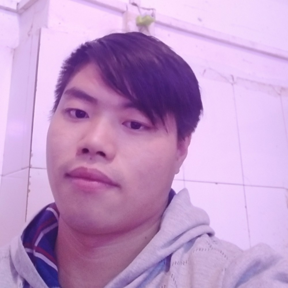 墨镜回眸激动的照片