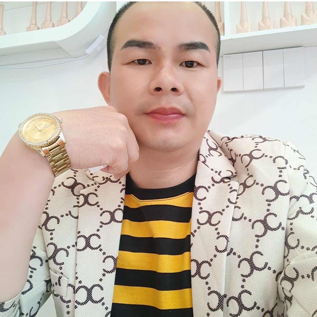 冷月迎无辜的照片