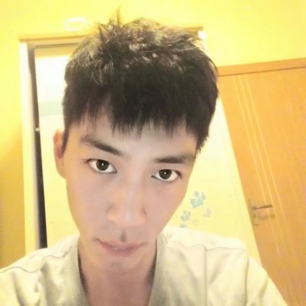 后来流岚的照片