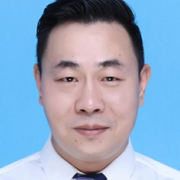 鬼金洋的照片
