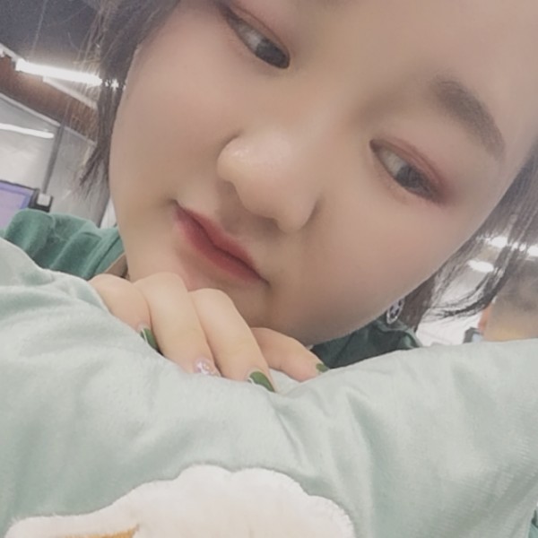 抽屉还彩色的照片